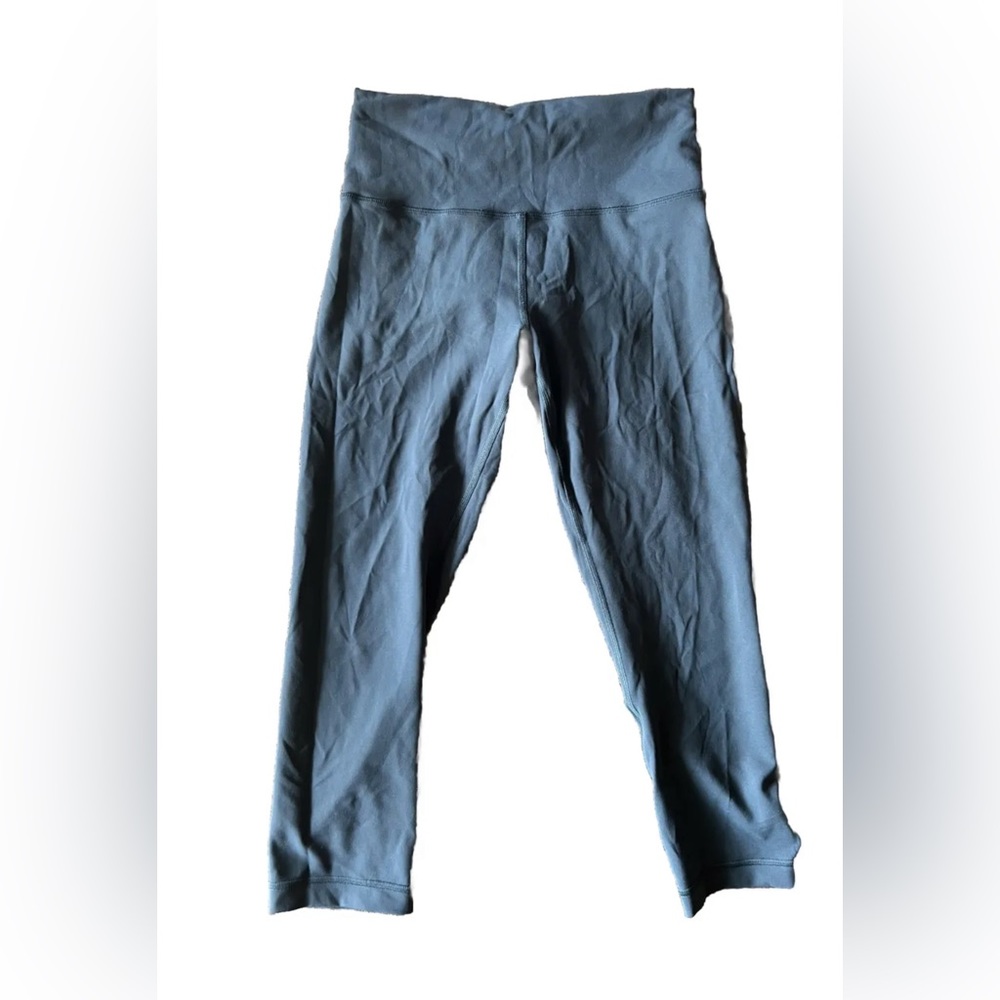 Lululemon Cropped Compression Blue Green Yoga Gym Leggings - Size 8 Medium